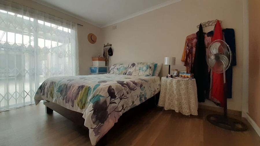 4 Bedroom Property for Sale in Wetton Western Cape